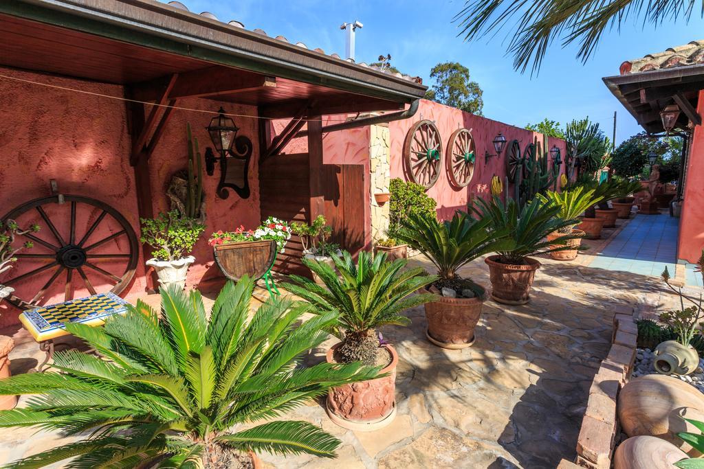 פלומיני די קווארטו Casa Vacanze Villa Flumini מראה חיצוני תמונה