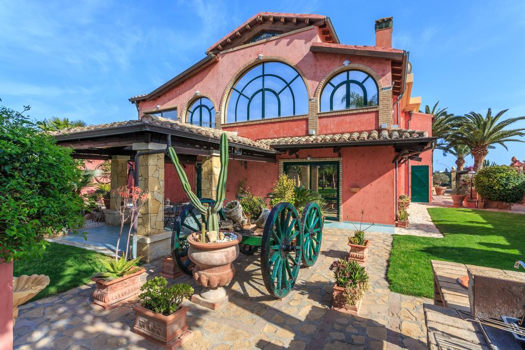 פלומיני די קווארטו Casa Vacanze Villa Flumini מראה חיצוני תמונה