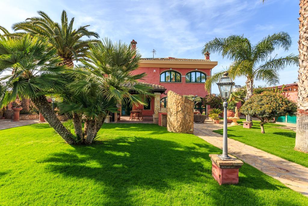 פלומיני די קווארטו Casa Vacanze Villa Flumini מראה חיצוני תמונה