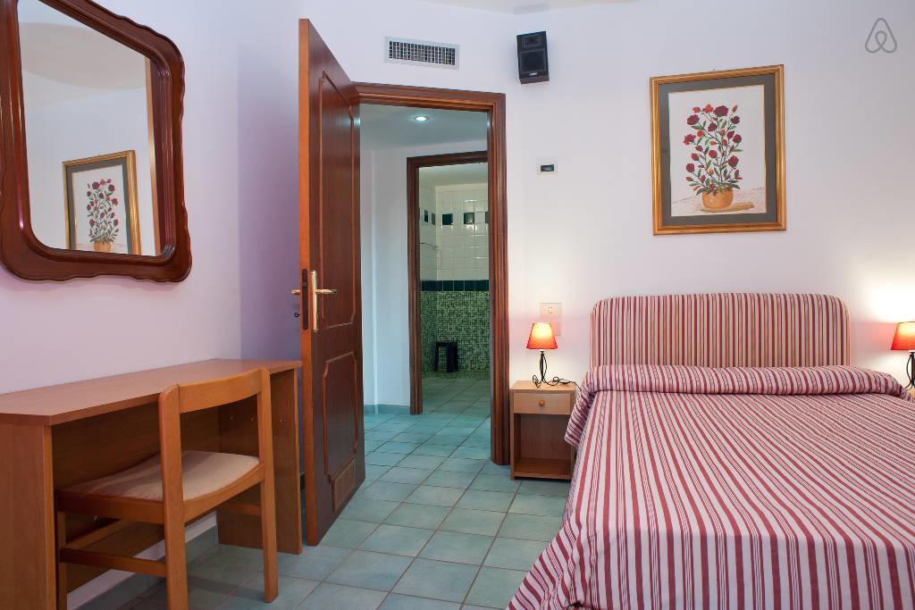 פלומיני די קווארטו Casa Vacanze Villa Flumini מראה חיצוני תמונה